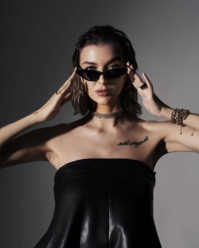 Editorial portrait — Ninh Studio